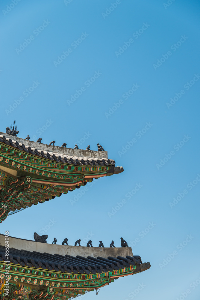 Fototapeta premium Beautiful architecture pattern in Korean roof style
