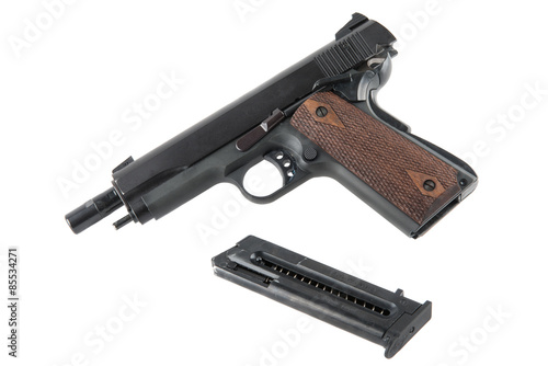 Semi-automatic pistol with racked slide