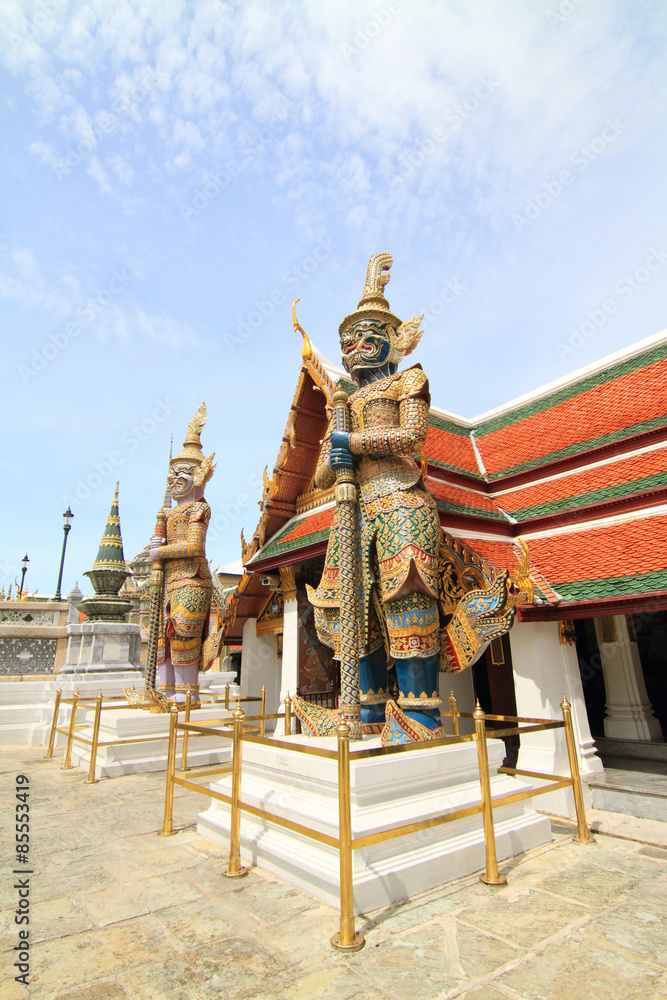 Giant statue in WatPhraKaew Thailnd