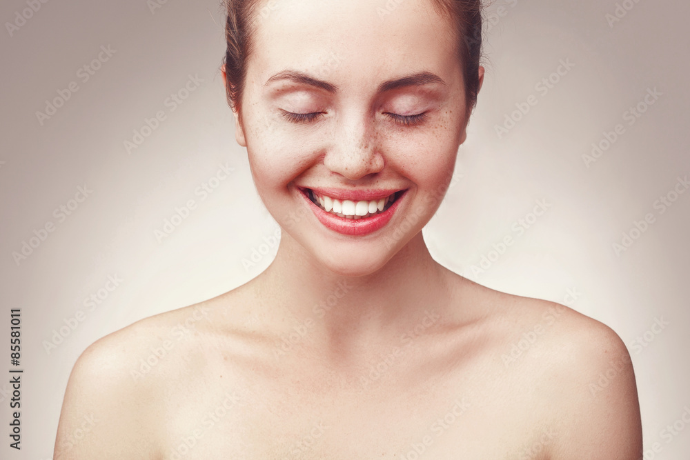 Fototapeta premium portrait of beautiful young happy smiling woman