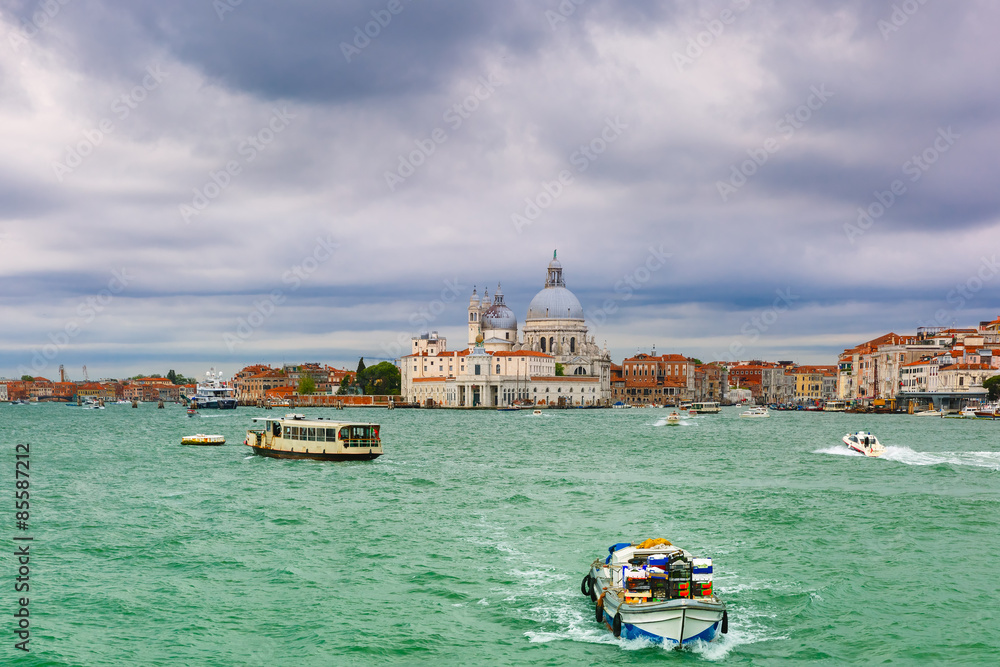 Obraz premium View from the sea to Venice lagoon, Italia