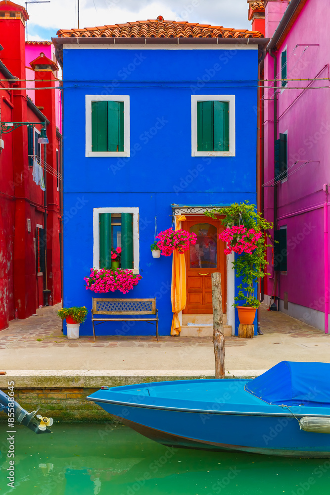 Fototapeta premium Colorful house on the Burano, Venice, Italy