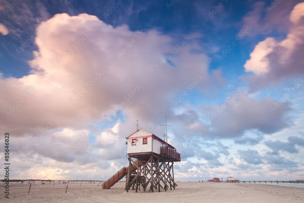 Stelzenhaus an der Nordsee Stelzenhaus an der Nordsee