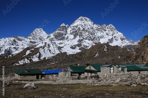 Lodges in Thagnak and snow capped Phari Lapcha photo