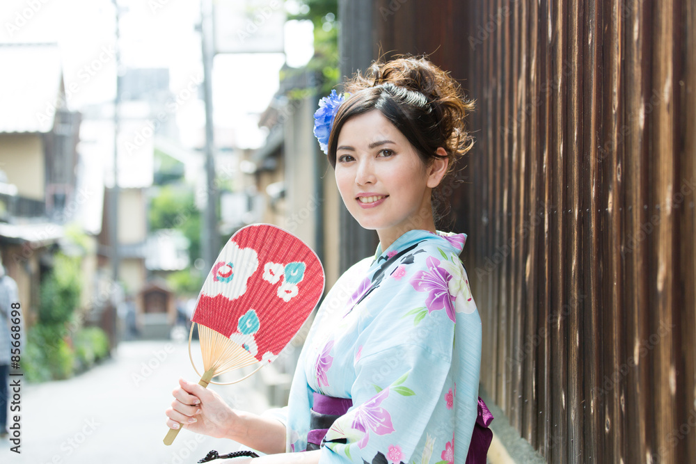 Fototapeta premium 浴衣の女性