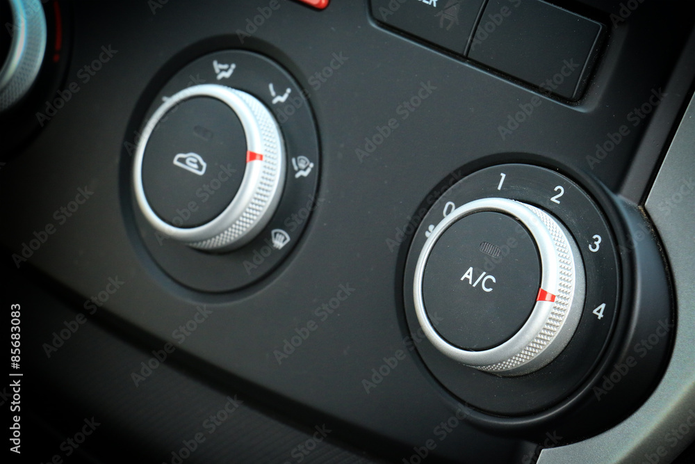 Conditioner and air flow control in a modern car Conditioner and air flow control in a modern car
