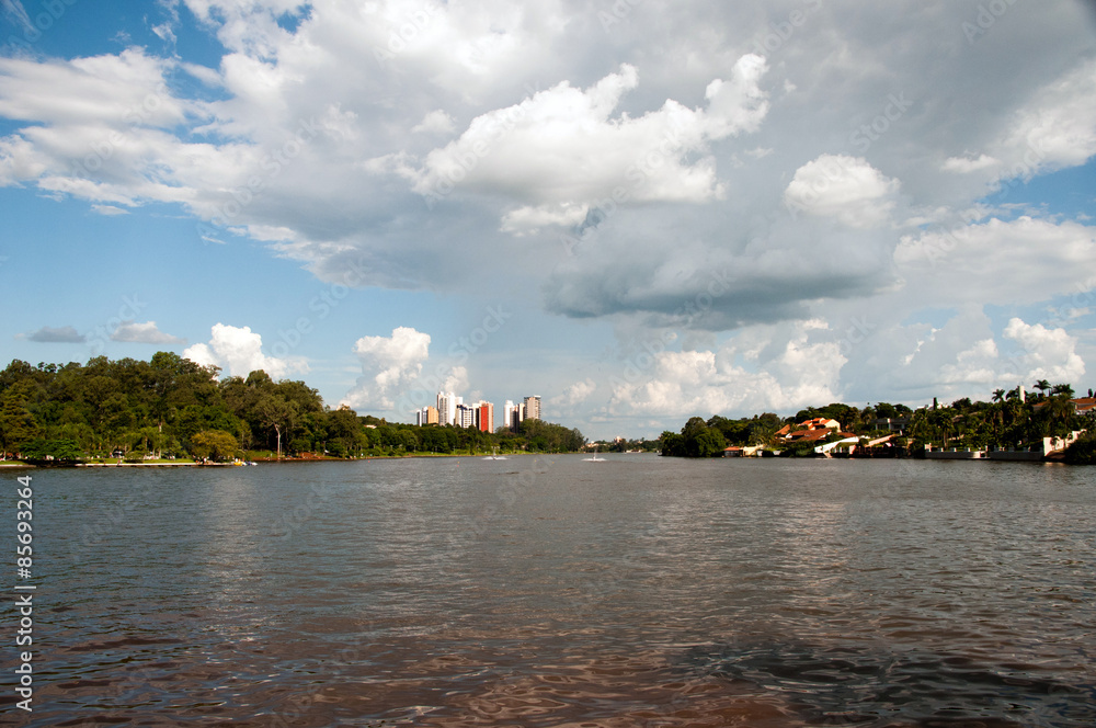 Fototapeta premium Lago Igapó, Londrina, Paraná