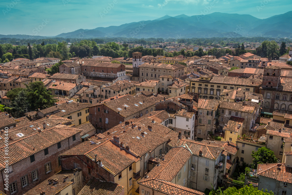 Fototapeta premium Scenic view of Lucca, Italy