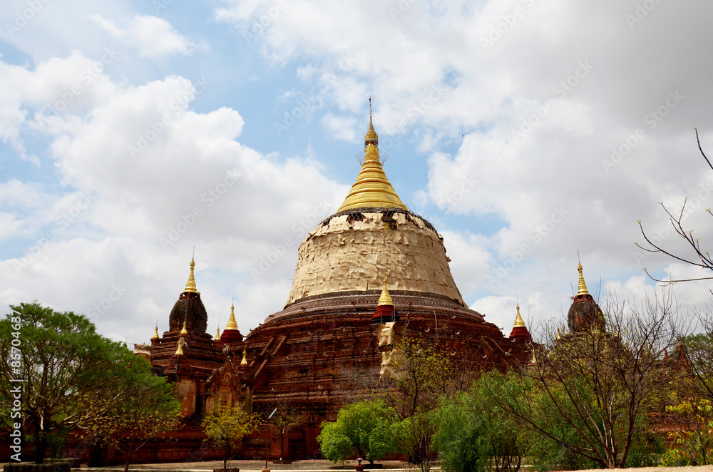 Renovate pagoda in Bagan Archaeological Zone