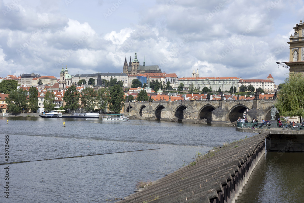 Obraz premium Spring Prague gothic Castle with the Charles Bridge
