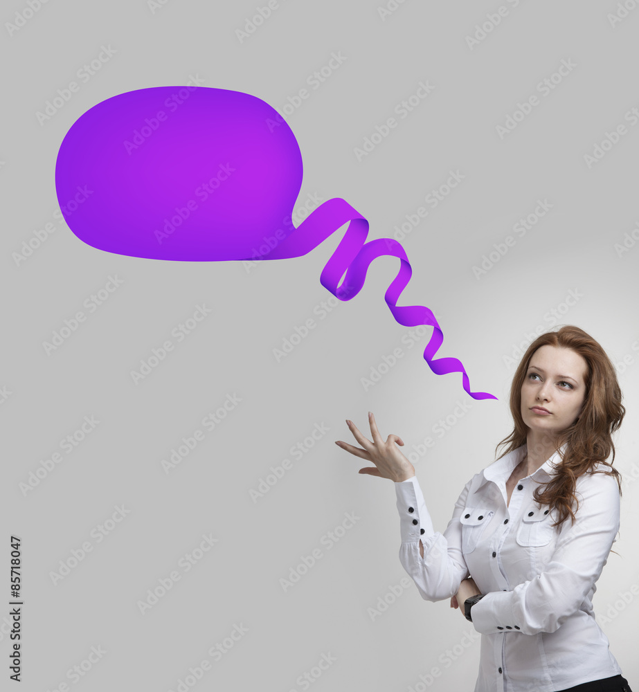 Business woman and blank speech bubble on gray background.