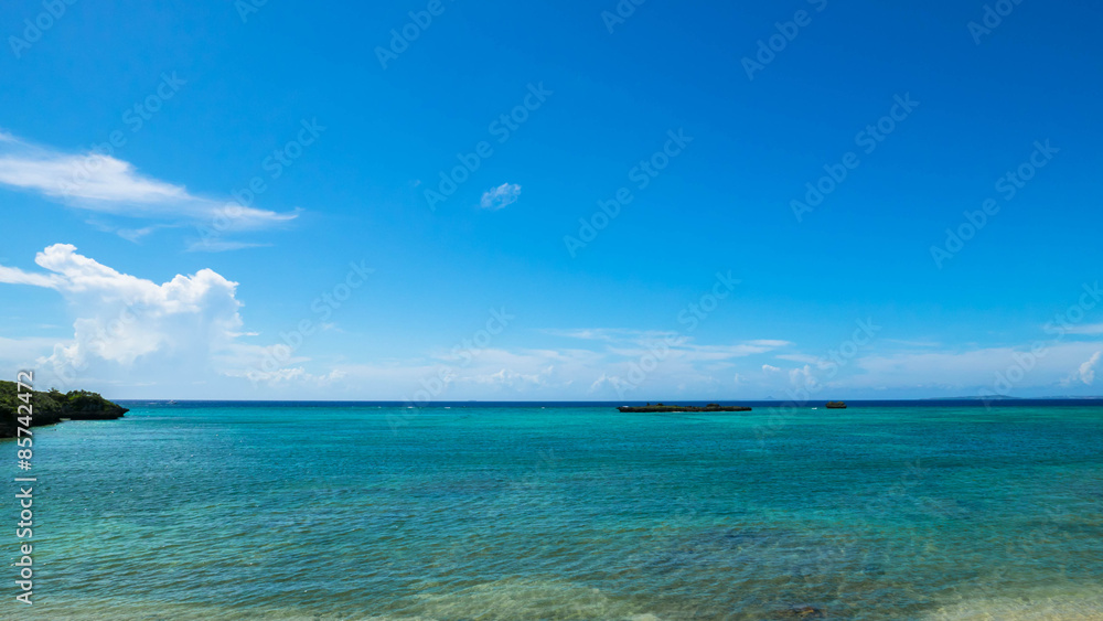 沖縄・万座のビーチ
