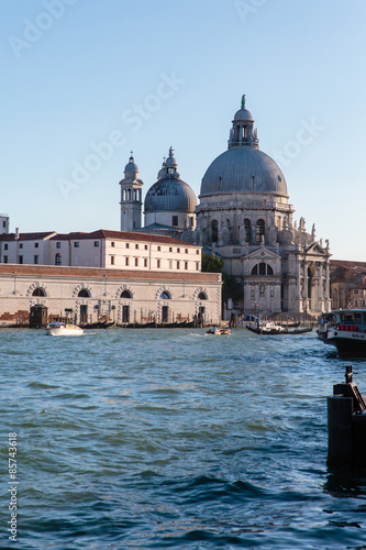 Venice, Basilica di Santa Maria della Salute 45°25'53" N 12°20'6" E