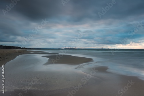 Fototapeta Naklejka Na Ścianę i Meble -  Beautiful dramatic weather seascape of Baltic sea