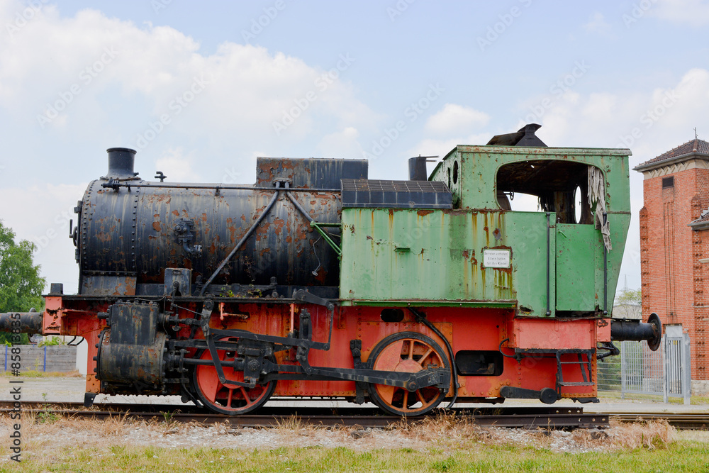 Alte Dampflokomotive
in Ruhestand