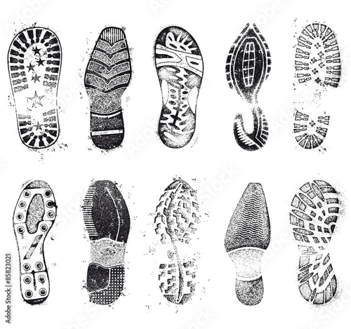 Grunge shoe track set