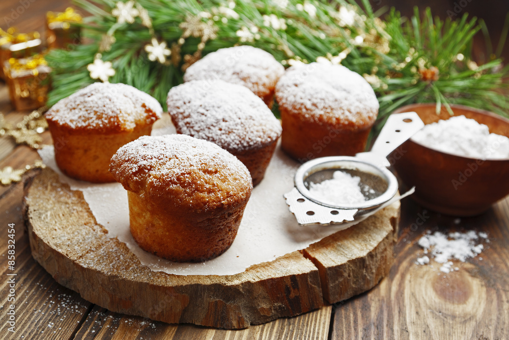 Cupcakes with powdered sugar Cupcakes with powdered sugar