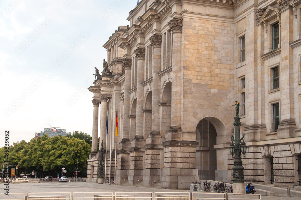 Obraz premium Reichstag im Juni 2015
