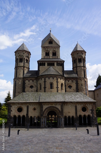 Klosterkirche Maria Laach © etfoto