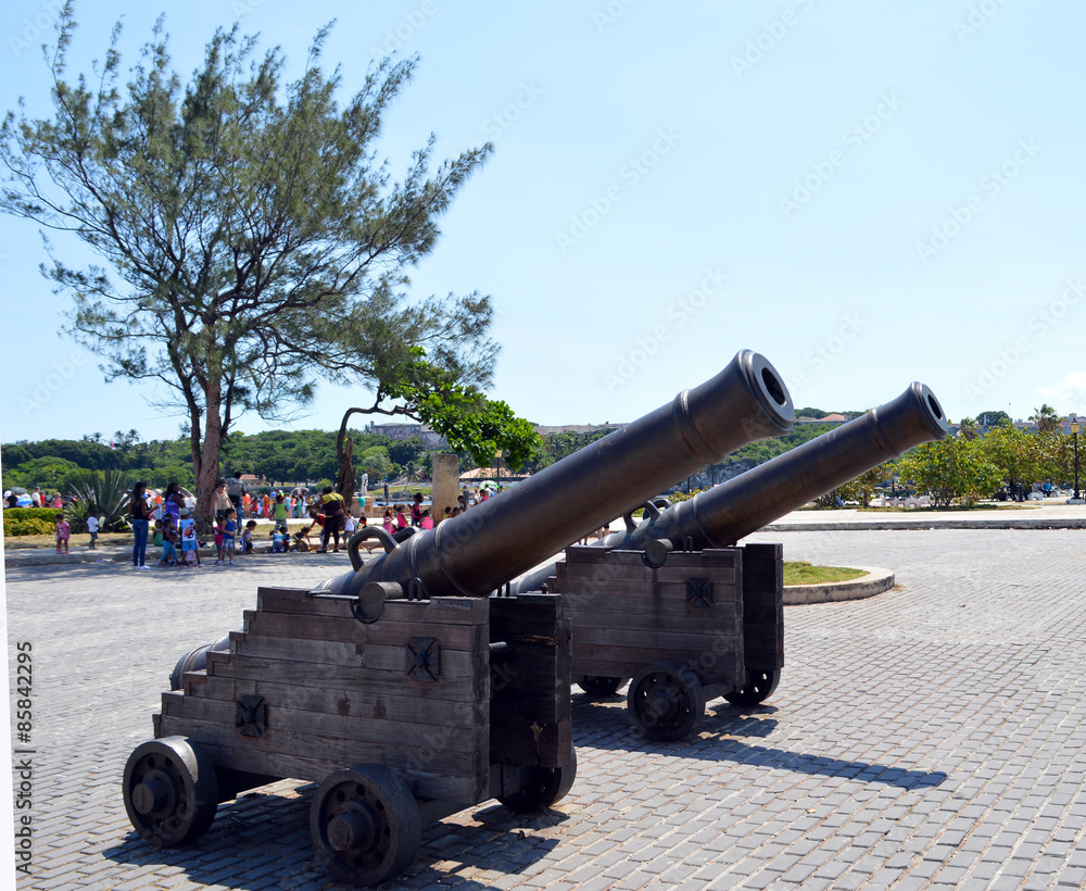 Havana, Cuba: Cannons at Castillo de San Salvador de la Punta