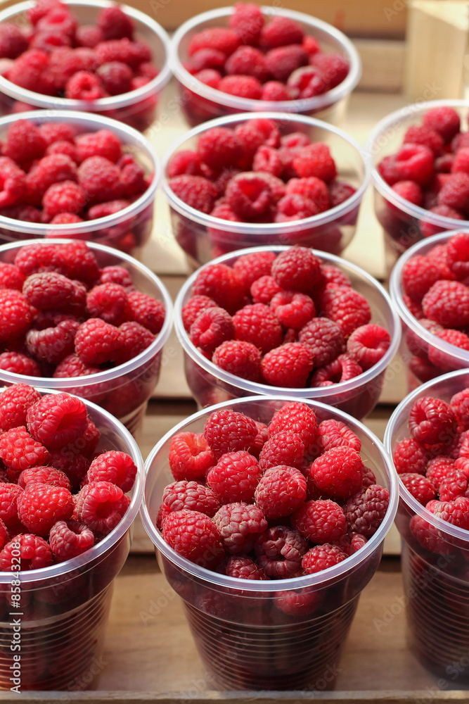 Raspberry cups Raspberry cups