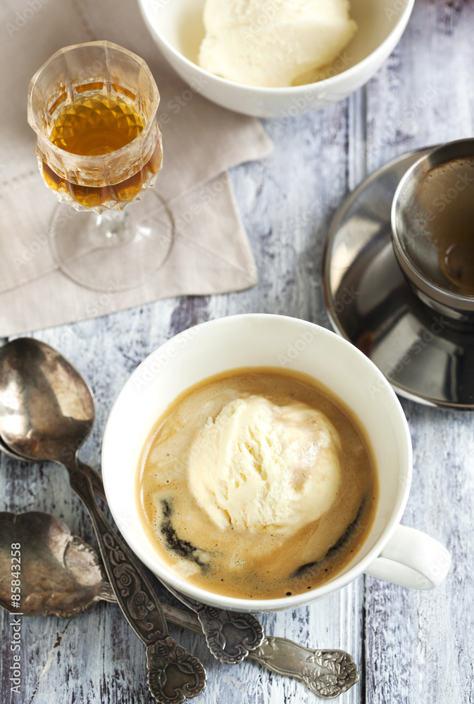 Coffee Ice Cream with cognac. Coffee Ice Cream with cognac.
