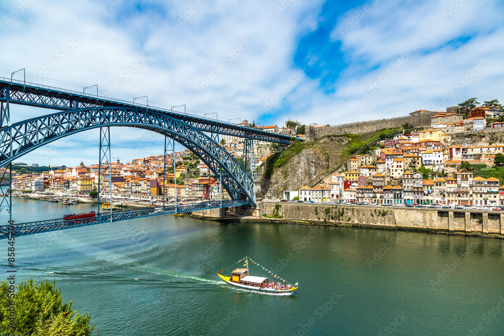 Dom Luis I bridge in Porto