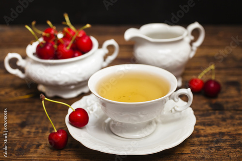 tea and cherry o