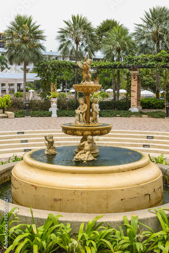 Fountain with little angels