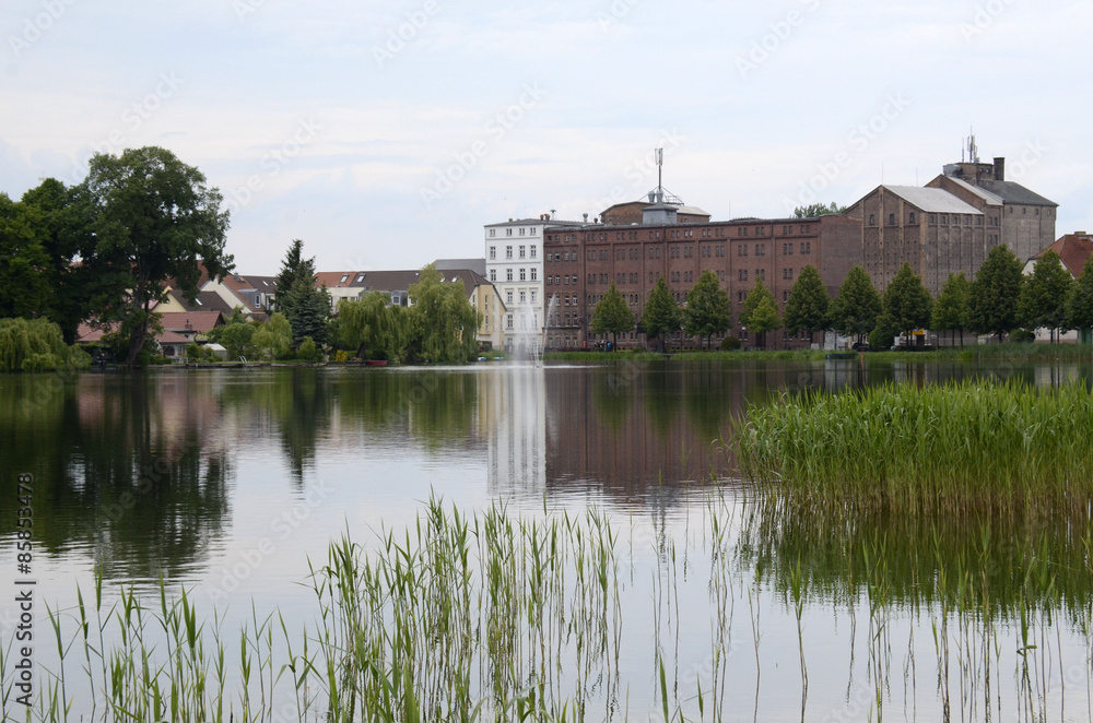 Müllrose, Müllroser See mit Mühlenwerken Müllrose, Müllroser See mit Mühlenwerken