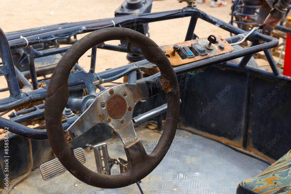 Steering wheel and driver's seat