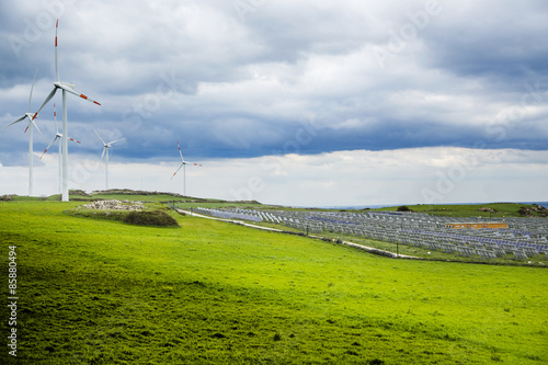 Eolico e fotovoltaico in montagna