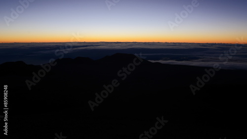 Wallpaper Mural  Time lapse footage with tilt up motion of sunrise at Mauna Kea summit in Hawaii Torontodigital.ca