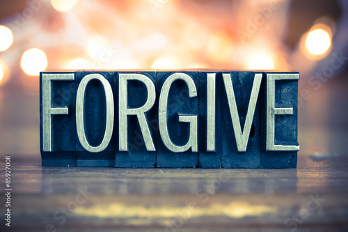 Cuadro en lienzo Forgive Concept Metal Letterpress Type