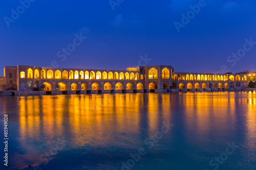 The ancient Khaju Bridge, (Pol-e Khaju), in Isfahan, Iran © NICOLA