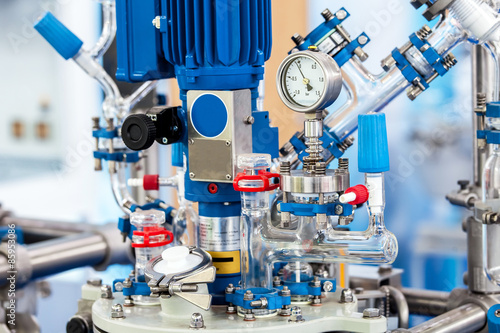 Basic Glass Reactor system for Pilot Plants
