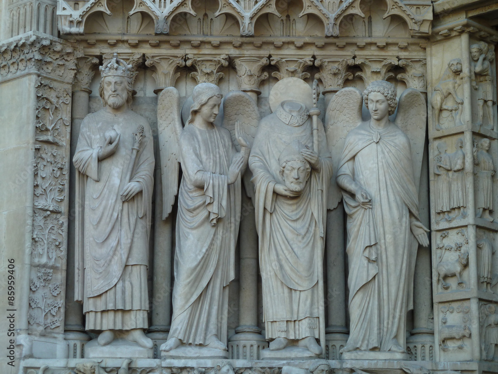 Skulpturen, Notre Dame