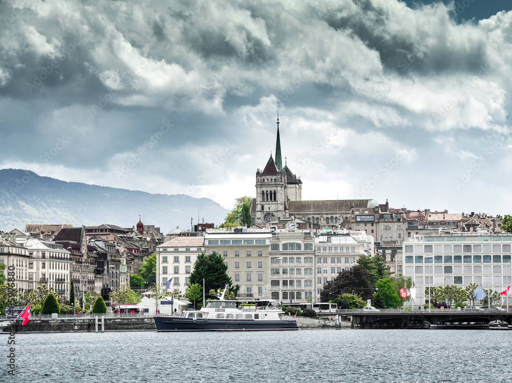 Lake Geneva Embankment