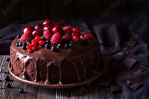 Fotografia Traditional homemade chocolate cake sweet pastry dessert with