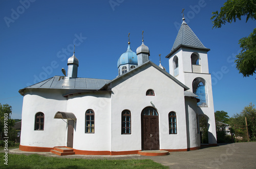 Сельская церковь в России