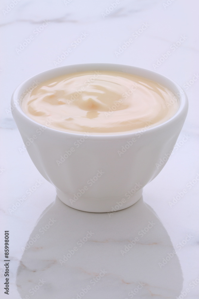 Fresh peach yogurt Fresh peach yogurt