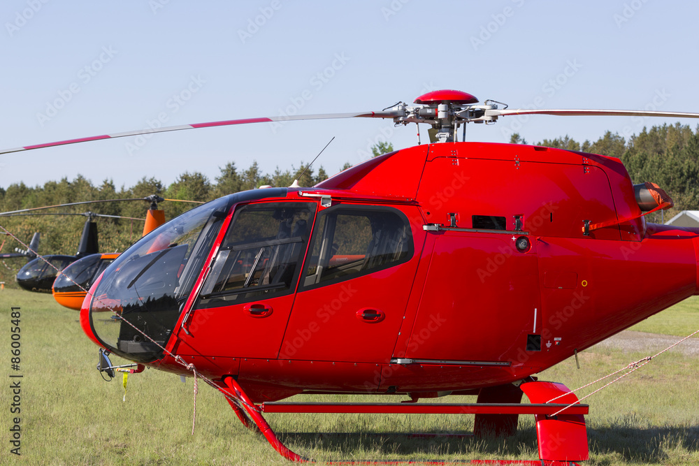 Fototapeta premium Helicoptere rouge, red helicopter