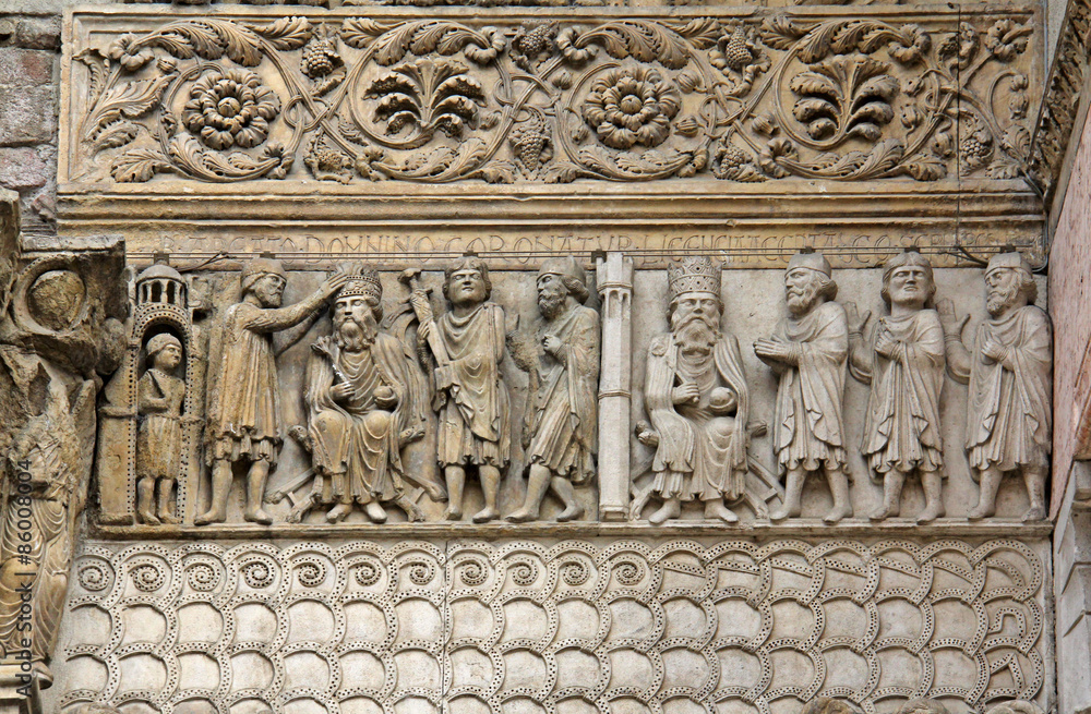 incoronazione di Massimiano; Duomo di Fidenza