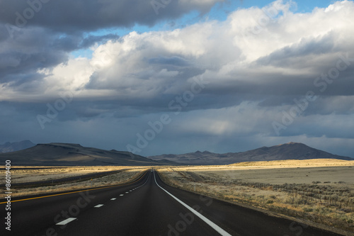 Road in Nevada © Rimas Sukarevicius