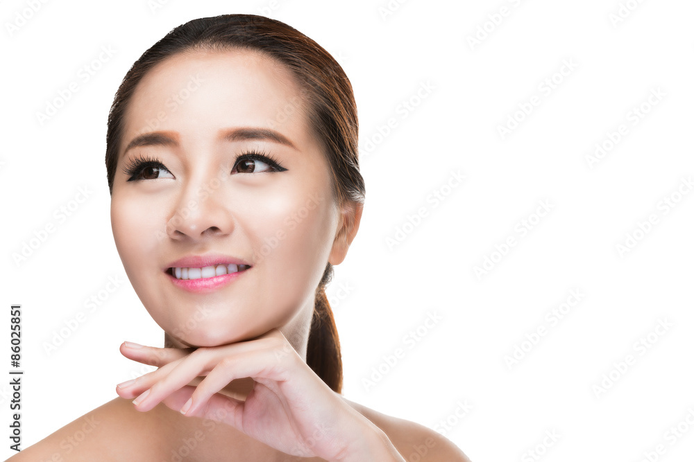 Pretty beautiful woman face with health skin and white lily in her hairs,isolated on white with clipping path Pretty beautiful woman face with health skin and white lily in her hairs,isolated on white with clipping path