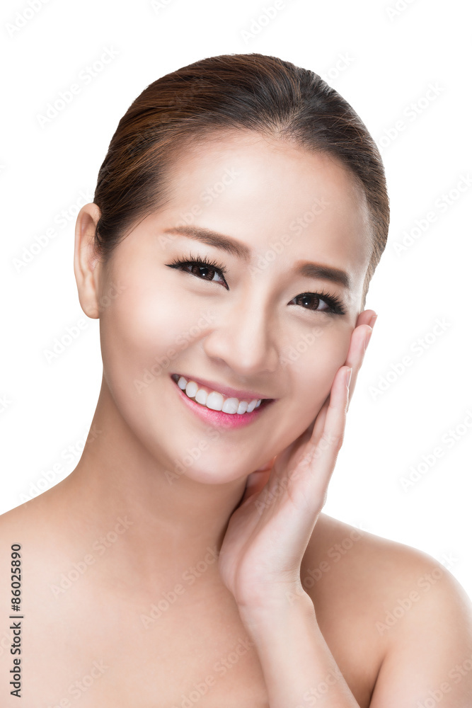 Pretty beautiful woman face with health skin and white lily in her hairs,isolated on white with clipping path Pretty beautiful woman face with health skin and white lily in her hairs,isolated on white with clipping path
