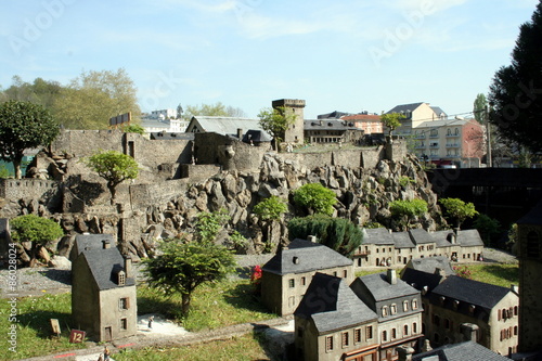 LOURDES LE CASE VICINE A QUELLA DI SANTA BERNADETTE