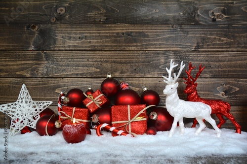 Weihnachtsgeschenke und Wei...