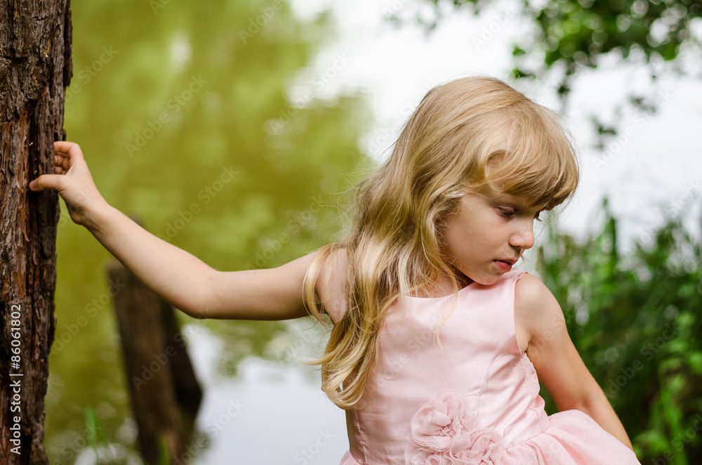 Naklejka premium little girl portrait