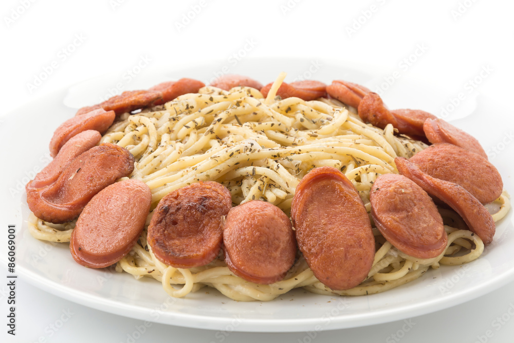 spaghetti cream sauce with sausage spaghetti cream sauce with sausage